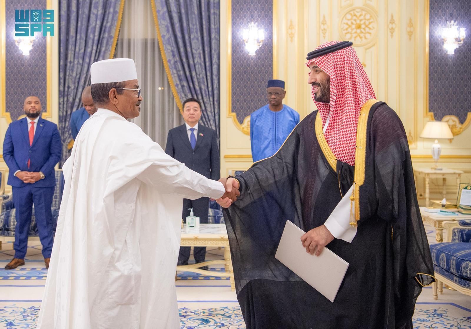 نيابة عن خادم الحرمين الشريفين.. سمو ولي العهد يتسلم أوراق اعتماد السفراء الجدد لعدد من الدول الشقيقة والصديقة المعينين لدى المملكة