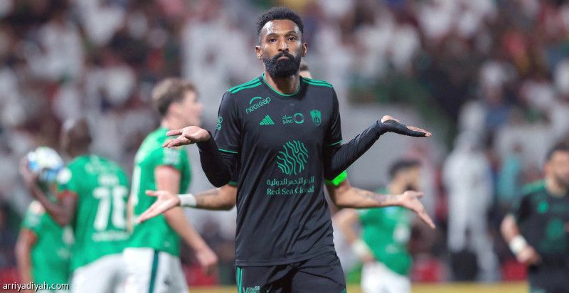 الرابعة مع الأهلي.. البريكان يفتتح الأهداف