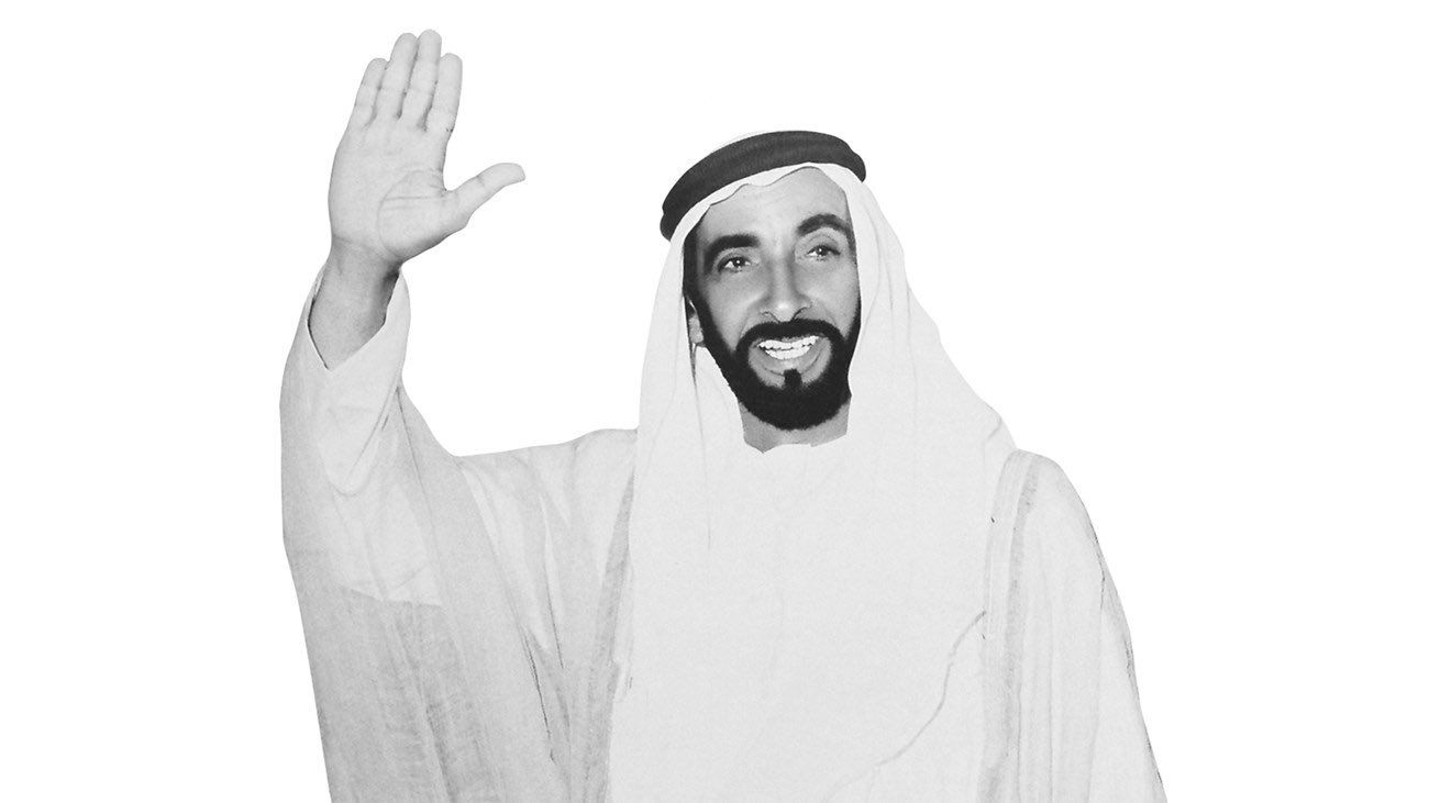 أحمد بن محمد: الإمارات تجدد العهد بمواصلة السير على نهج زايد في نشر الخير والعطاء