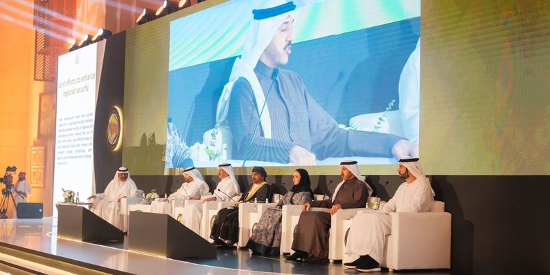 سلطنة عُمان تشارك في إطلاق رؤية مجلس التعاون للأمن الإقليمي