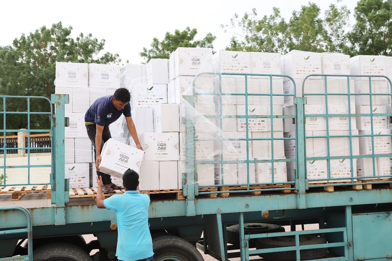 صُنع في عُمان “الطرود الرمضانية” تصل لجميع المحافظات