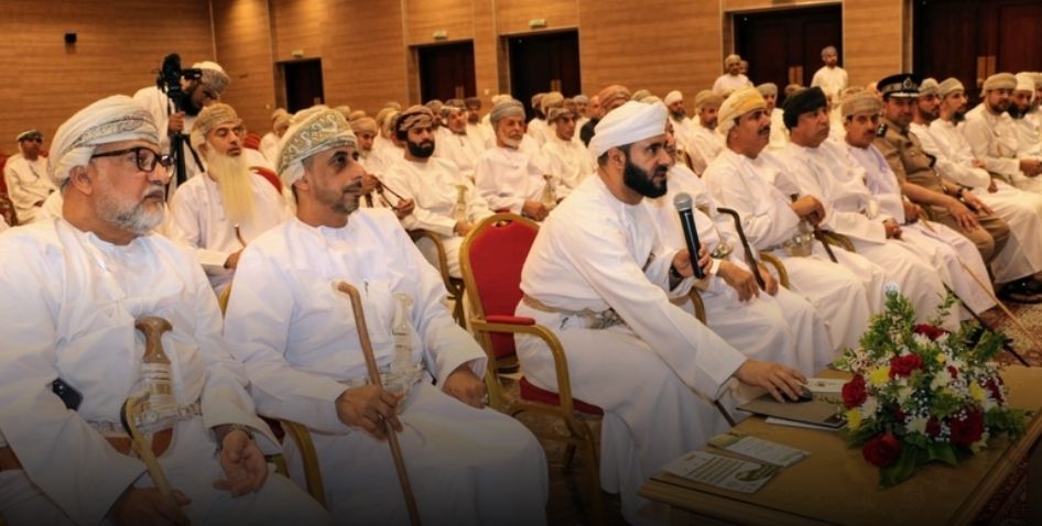 تدشين السهم الوقفي بولاية الرستاق