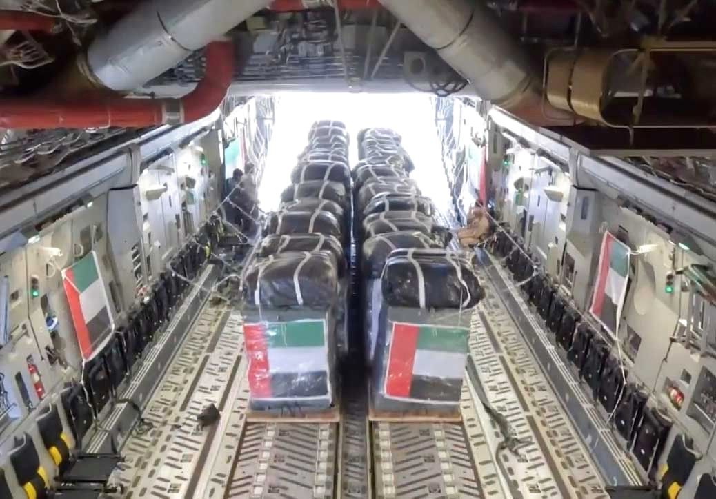 الإمارات تنفذ مع مصر والأردن عمليتي إسقاط جوي إغاثي لغزة