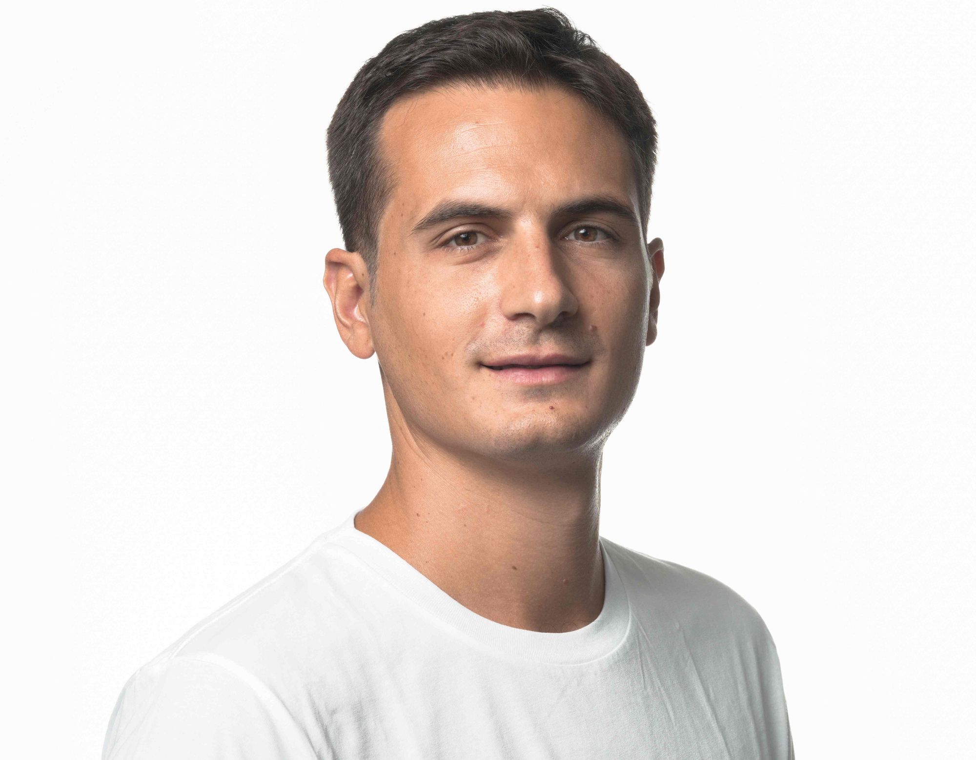 143 % زيادة في الإنفاق على الأسواق الإلكترونية بالإمارات خلال رمضان