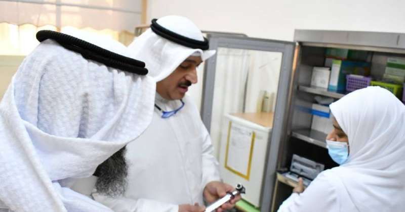 العوضي يتفقد الاستعدادات الطبية في مقار لجان الاقتراع