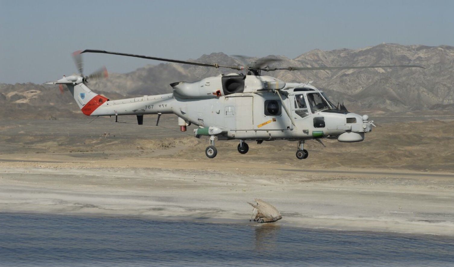 إخلاء طبي لبحارين تعرضا لحادث في عرض البحر