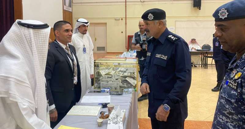 الفريق النواف تفقد لجان «الرابعة»: تذليل كافة العقبات أمام الناخبين