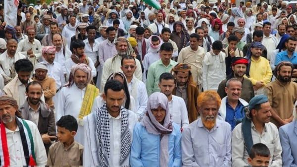 مأرب: الآلاف يحتشدون تنديداً بجرائم الاحتلال بحق الفلسطينيين وتضامناً مع غزة