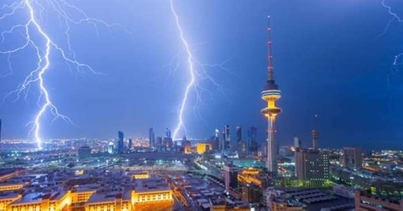 «الأرصاد» تحذر: أمطار رعدية ورياح نشطة