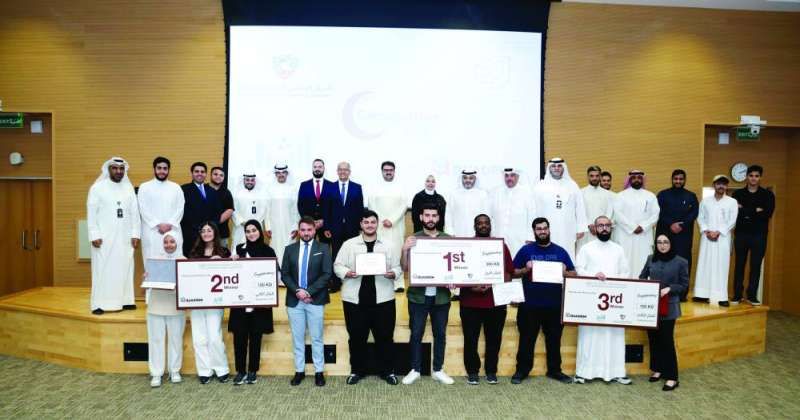 تكريم الفرق الثلاثة الفائزة في المسابقة