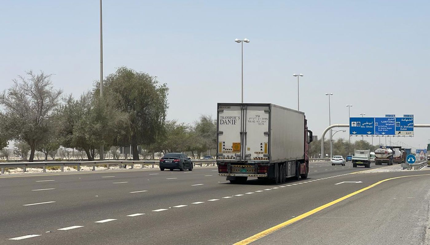 شرطة أبوظبي: عودة ساعات الذروة الصباحية والمسائية لوضعها المعتاد بعد رمضان