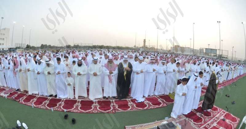 ‬خطيب العيد: أشعروا جيرانكم بفرحة العيد واجبروا ضعفاءكم وأعينوا فقراءكم