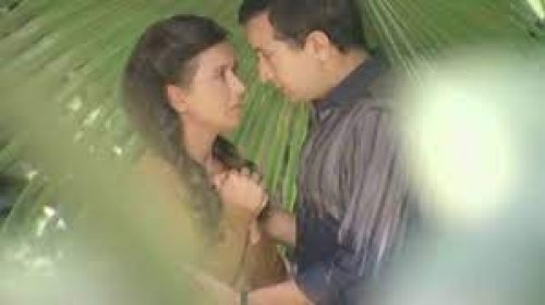 حكاية الفيلم الممنوع منعاً باتاً من العرض .. ما حصل بين السندريلا سعاد حسني ونور الشريف في مشهد ساخن جعله بعد ذلك يرفض العمل معها للأبد.