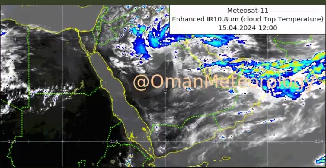 حزام من السحب الركامية النشطة تتجه نحو محافظة ظفار