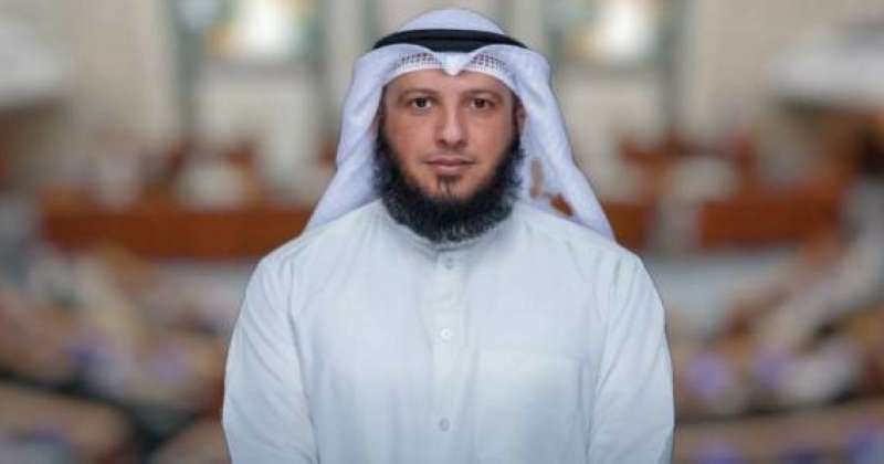 نواف العازمي