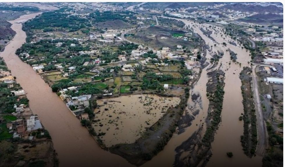 السيد بدر يتلقى اتصالًا هاتفيًا من وزير الخارجية والمغتربين السوري