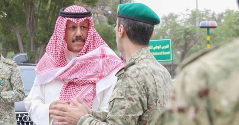فيصل النواف يتفقد تأمين المواقع الحيوية: التحلي باليقظة والانتباه وإبراز الصورة المشرفة للحرس الوطني