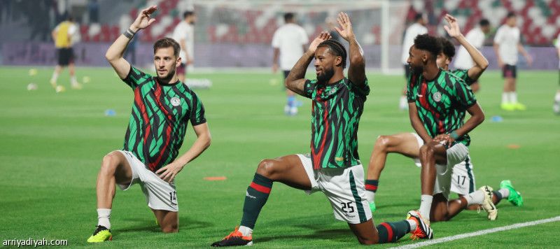 إصابة الإحماء تستبدل الخطيب بالشمراني