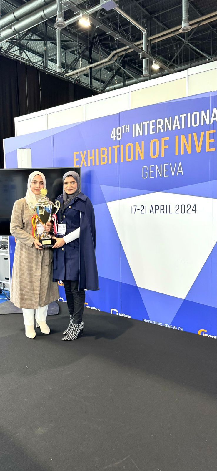 مبتكرتان عُمانيتان تحصدان جوائز متقدمة في معرض جنيف الدولي للابتكارات