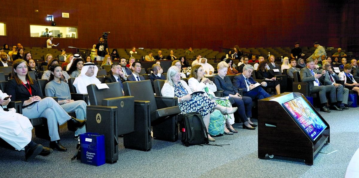 خبراء بمؤتمر «جورجتان»: الرجل القطري يؤيد عمل المرأة