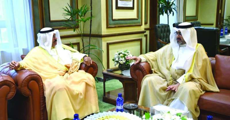 مُحافظ العاصمة خلال استقبال أحمد النواف