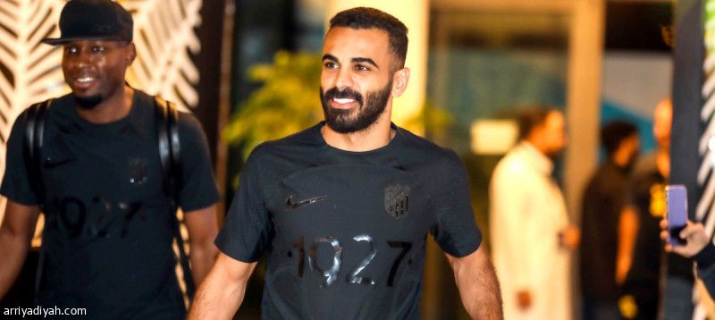 ناد شرقي يخطط على ثلاثي الاتحاد