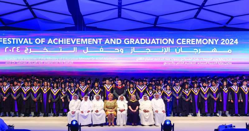 نجوم «المدرسة البريطانية» تتلألأ في سماء الكويت