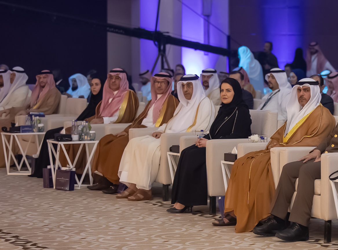 "وزير العمل يشارك في ندوة بالسعودية حول"تعزيز التعاون في مكافحة جرائم الاتجار بالأشخاص