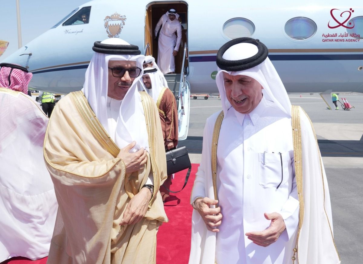 وزير الخارجية البحريني يصل الدوحة