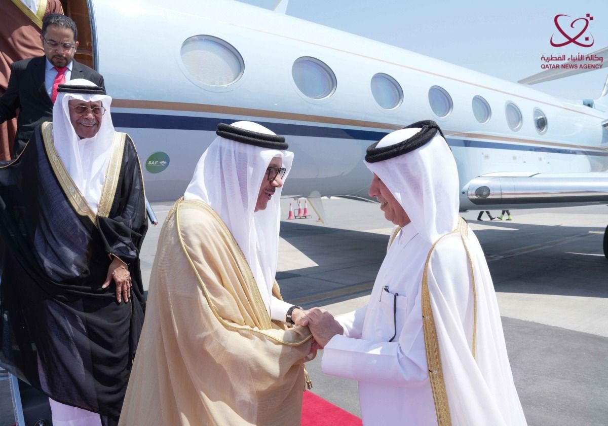 وزير الخارجية البحريني يصل الدوحة