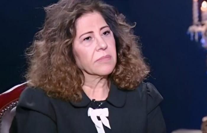ليلى عبد اللطيف تناشد سكان مكة والمدينة بعدم الخروج من منازلهم وتحذر من كارثة الإثنين القادم!!