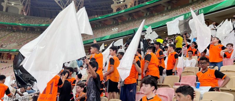 براعم أكاديمية المواهب تدعم الشباب ضد الاتحاد