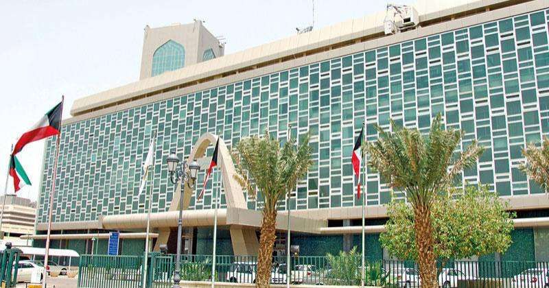 3 مرشحين لـ«تكميلية البلدي» في اليوم الأول