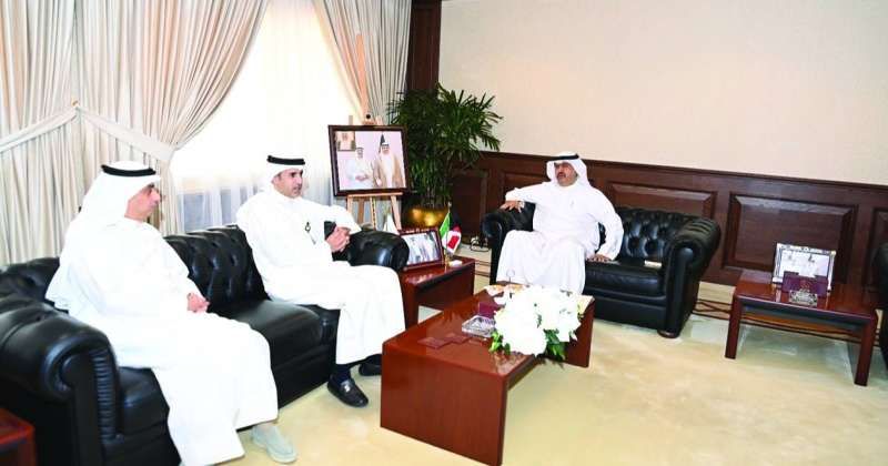 الأصفر مستقبلا مسؤولي بلدية حولي