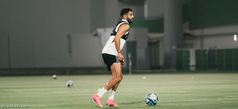 أمام ضمك.. يايسله يعتمد تشكيلة الرياض