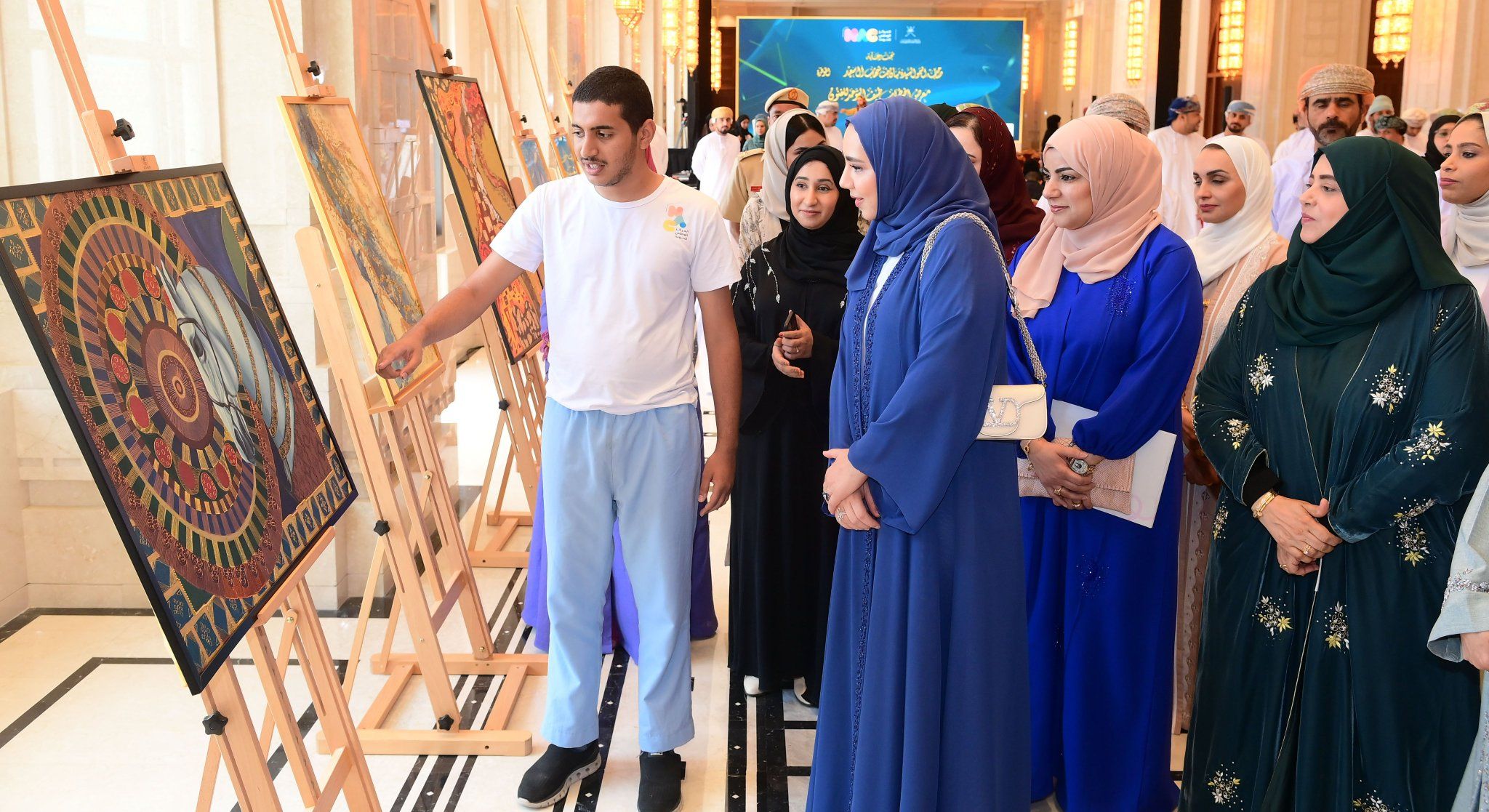 25 لوحة فنية بمعرض ” اضطراب طيف التوحد للفنون”