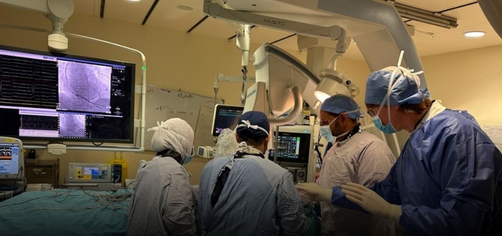 المركز الوطني لطب وجراحة القلب ينجح في إدخال تقنية زراعة منظم لضربات القلب في عصب القلب الأيسر