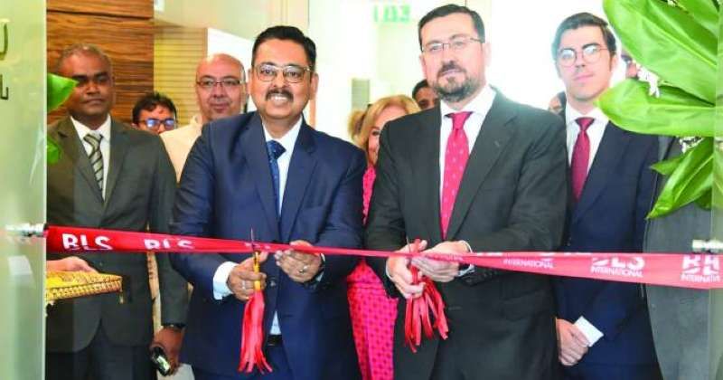 السفير الإسباني يفتتح مركز التأشيرات الجديد: نتوقع أن تستضيف «ملقا» بالصيف 80 ألف سائح كويتي