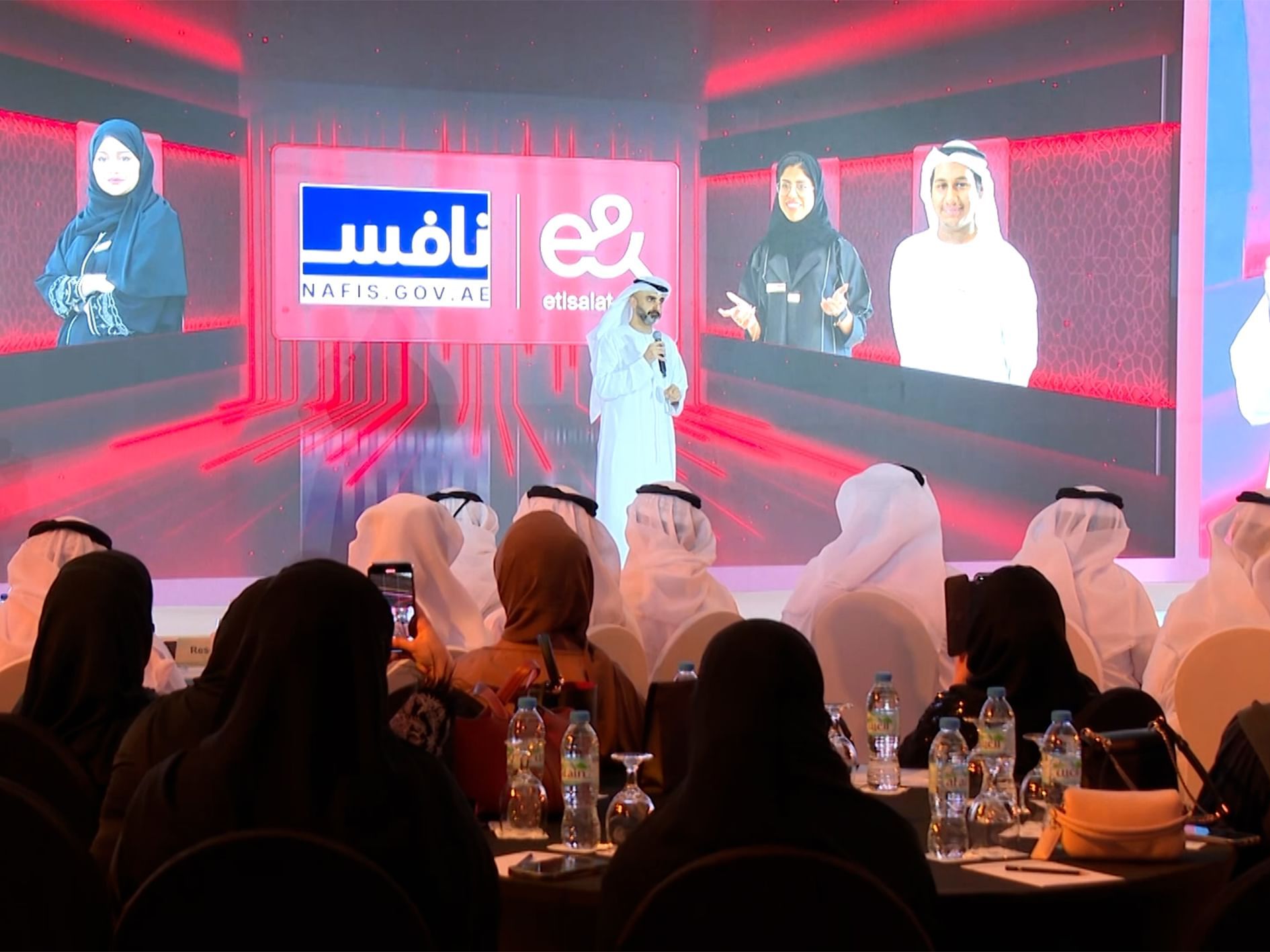 "إي آند الإمارات" تستقطب 460 مواطنا في إطار شراكتها مع "نافس"