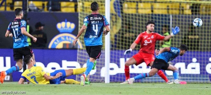 الوحدة يكرر واقعة الهلال