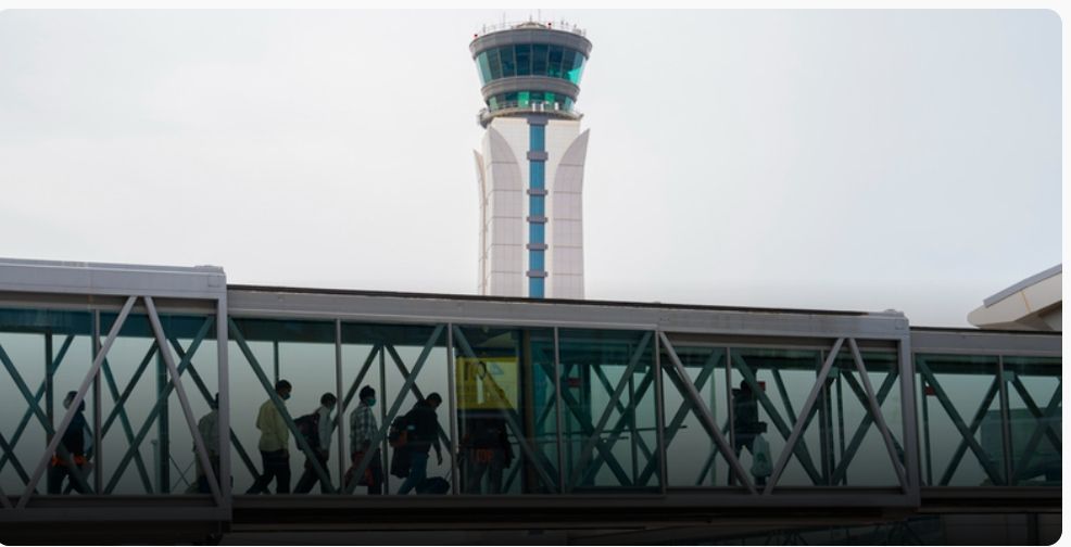 3.8 مليون مسافر عبر مطارات سلطنة عُمان بنهاية مارس 2024