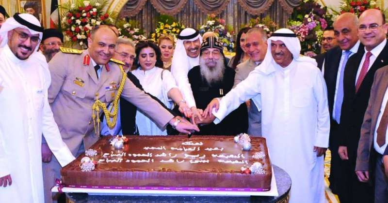الكنيسة القبطية أحيت عيد القيامة واستقبلت المهنّئين