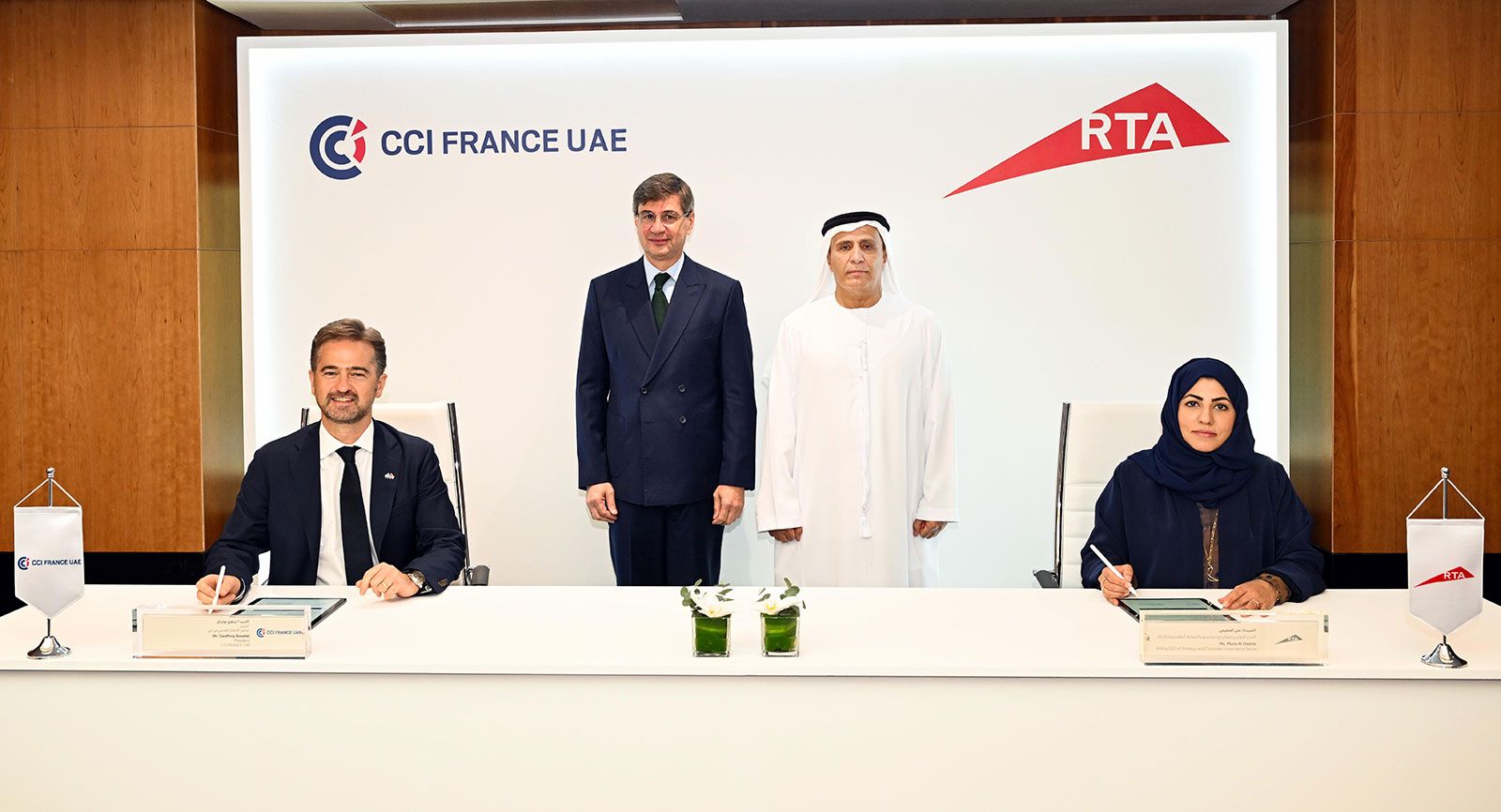 الطاير يفتتح الدورة الخامسة من قمة تنمية الأعمال الإماراتية الفرنسية