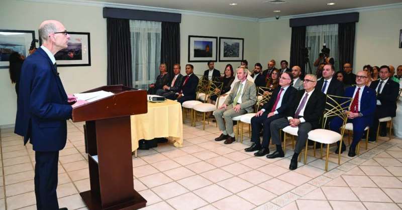 سفير مالطا ملقياً كلمته في الحفل