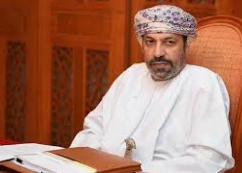 مبعوثًا من جلالة السُّلطان .. وزير الداخلية يتوجه للإمارات لنقل التعازي