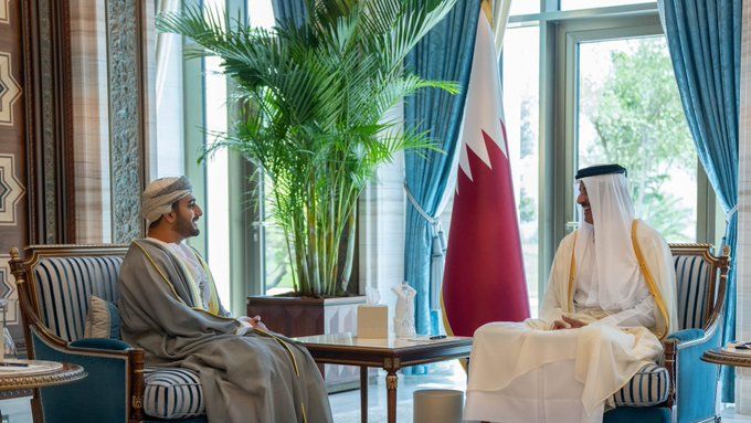سمو الأمير يستقبل وزير الثقافة والرياضة والشباب بسلطنة عمان