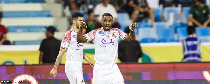 المرة الأولى.. الوحدة يهزم الخليج «رايح جاي»