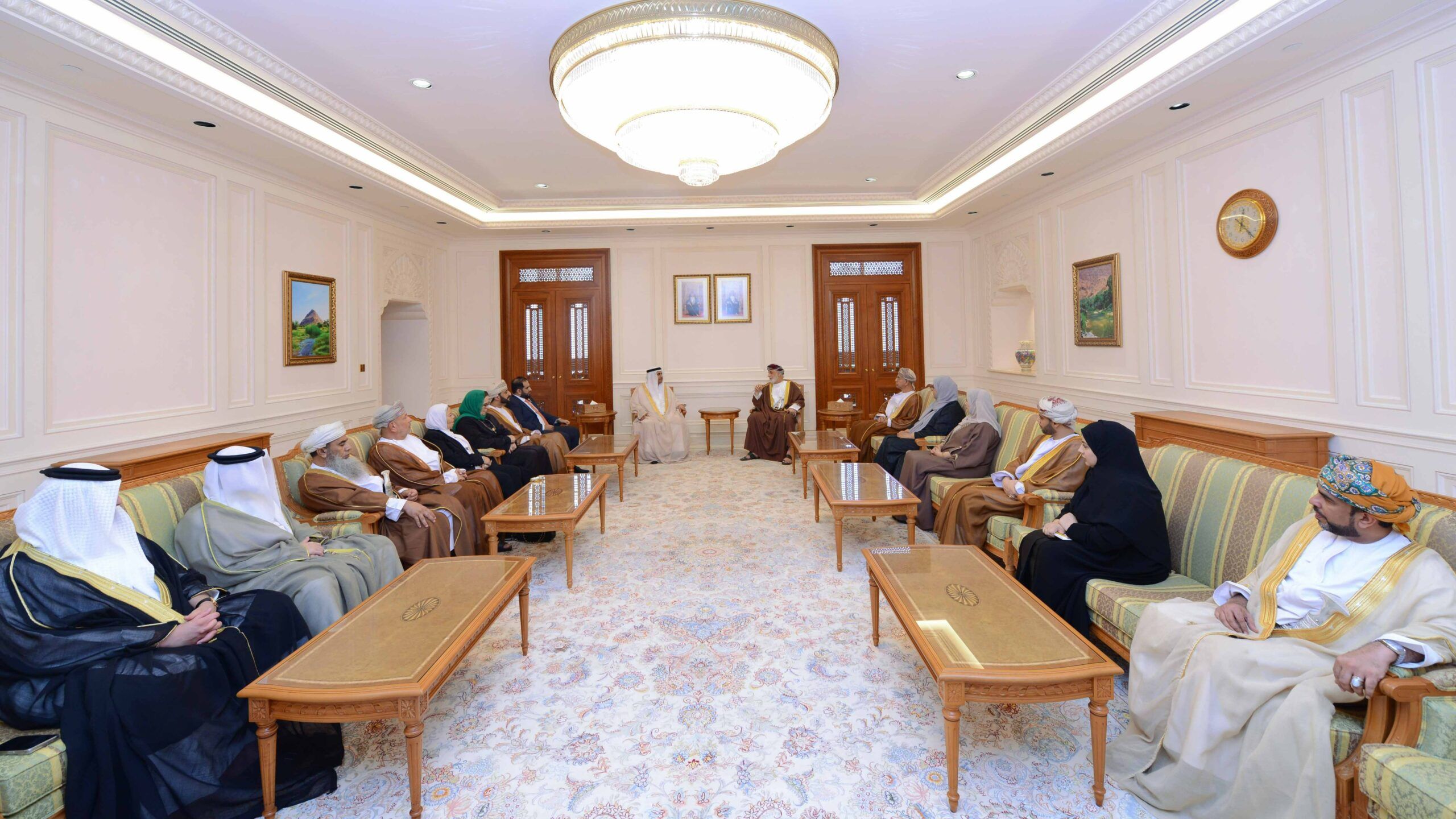 رئيس مجلس الدولة يستقبل وفد البرلمان العربي