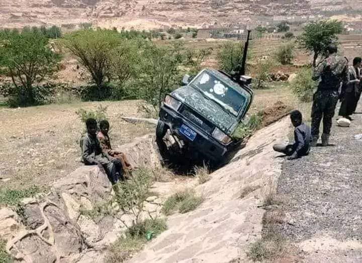 استشهاد أسير محرر عقب إيقاعه حملة حوثية في كمينين بماوية شرقي تعز