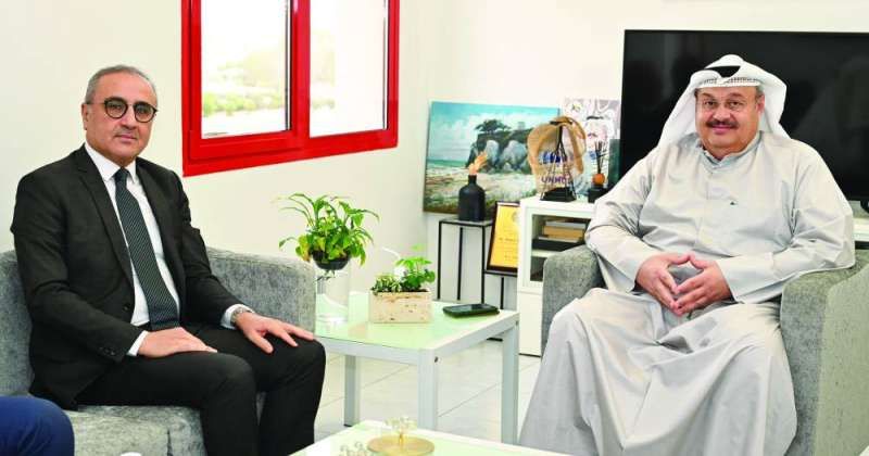 رئيس التحرير مستقبلاً السفير التونسي